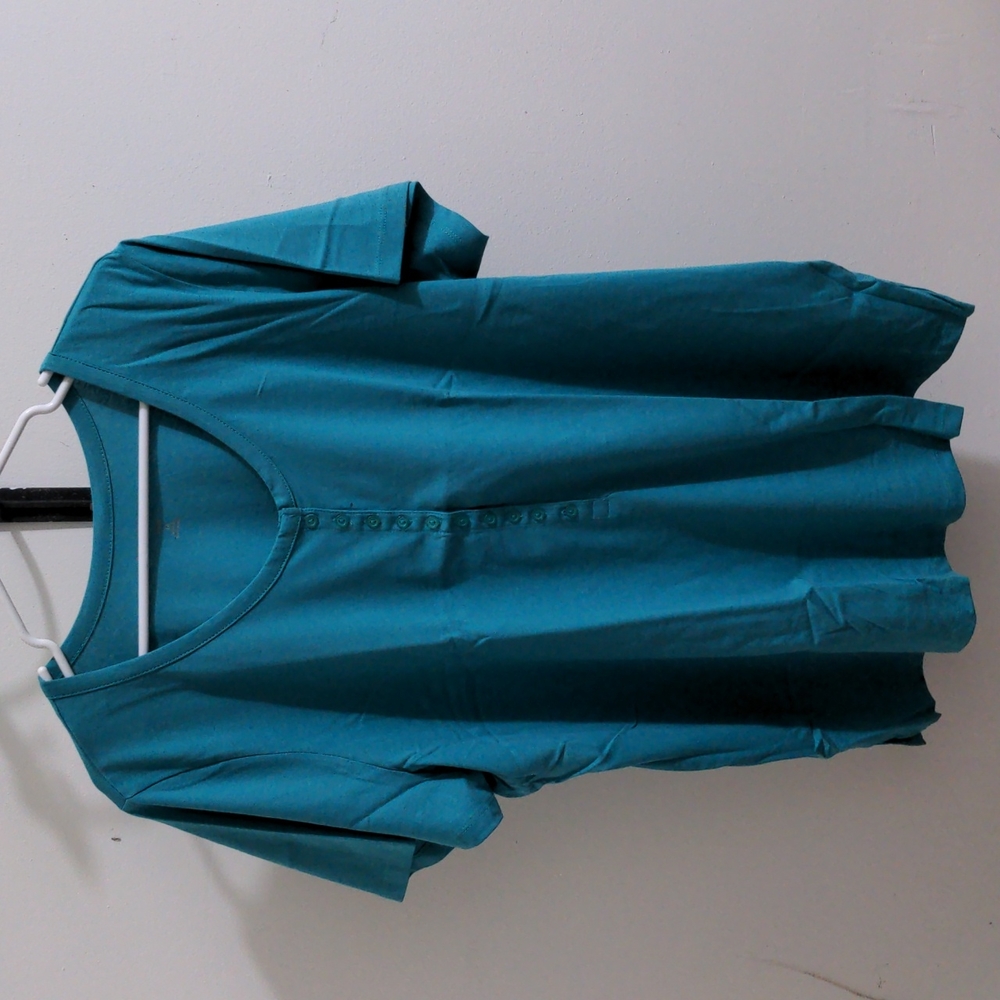 Lovely green Woman Within button down long tee